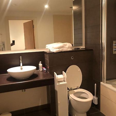 Lovely Serviced Apartment 2Min 2 City Center Manchester Exterior foto