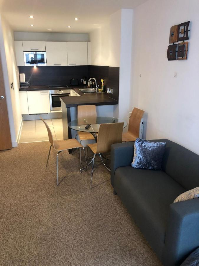 Lovely Serviced Apartment 2Min 2 City Center Manchester Exterior foto